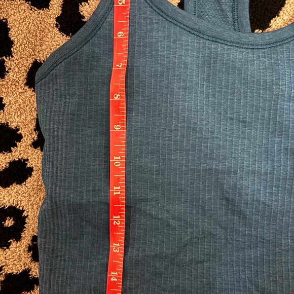 Lululemon Ebb to Street Cropped Racerback Tank Top Teal Color Size 4 - Picture 5 of 6